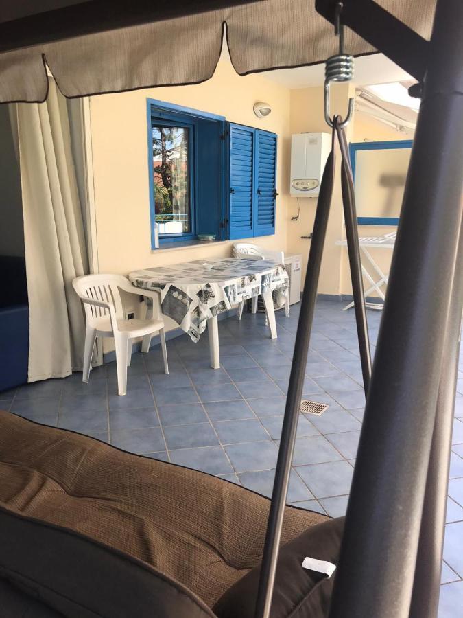 スペルロンガResidenza Le Spiaggeアパートメント エクステリア 写真