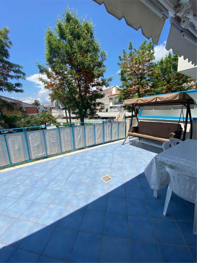 スペルロンガResidenza Le Spiaggeアパートメント エクステリア 写真